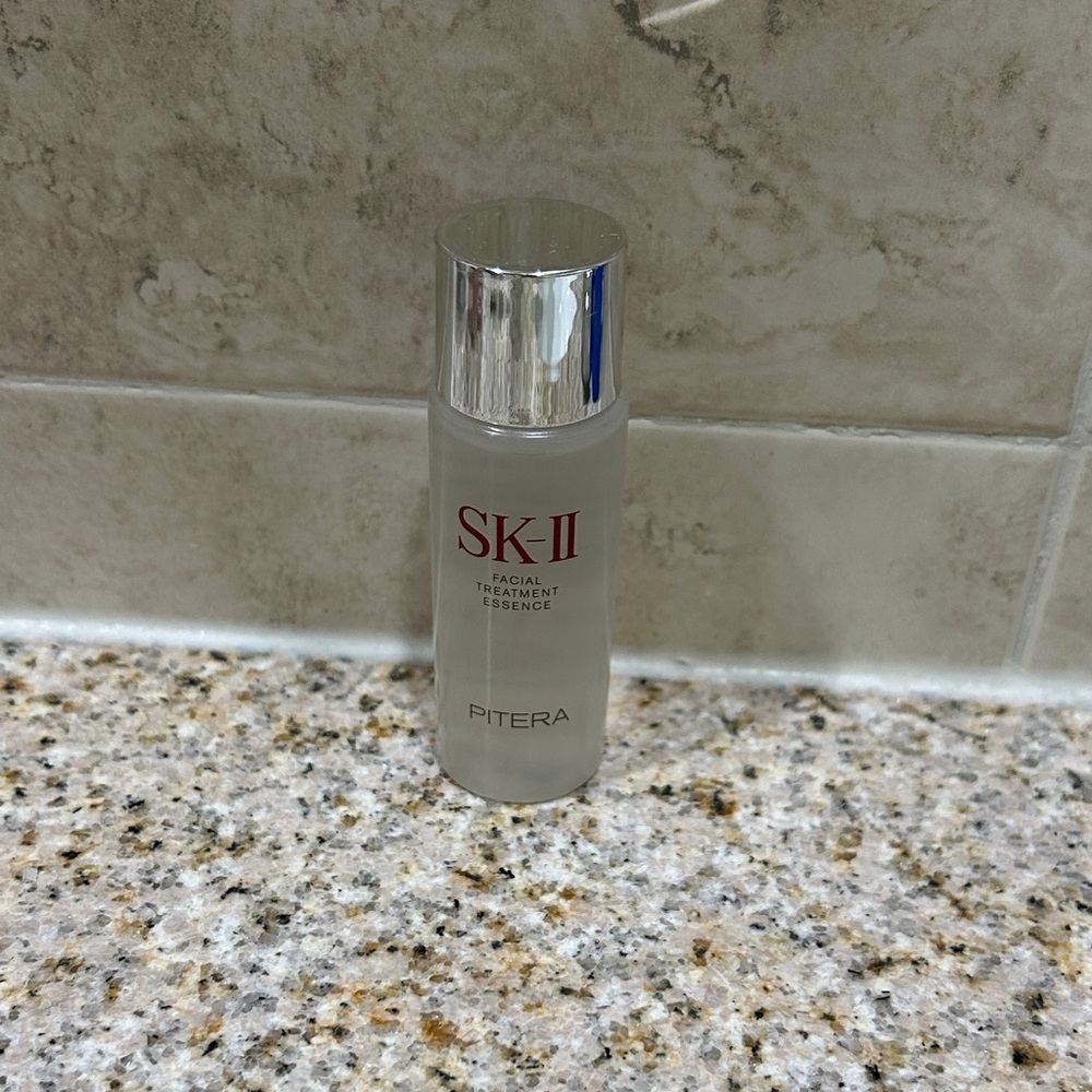 NWOT travel size SK-II Facial Treatment Essence 30mL